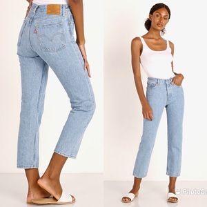 Levi’s High Rise Wedgie Straight Jeans